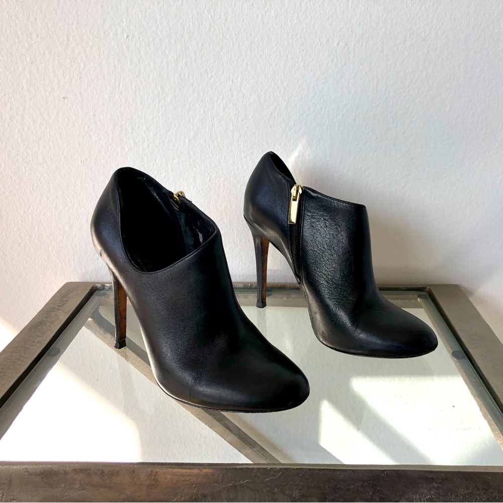 Saks 5th Avenue - 7 - Black